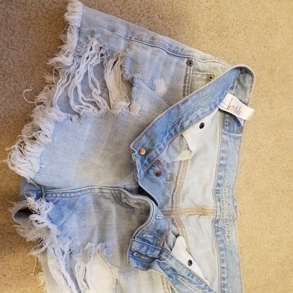 Junior's American Eagle Button Fly Shorts - Picture 2 of 7